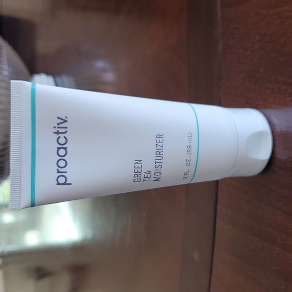 Proactiv Skincare Proactiv Green Tea Moisturizer 3 Fl Oz Poshmark